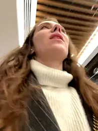 MariiD — Stripchat recorded stream image, 14.12.2025 09:10