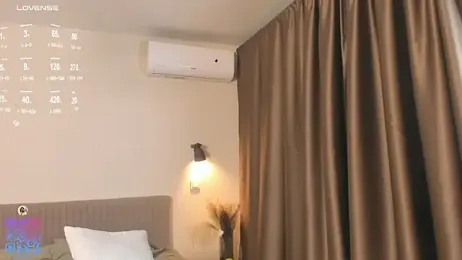 BreezeJam — Stripchat recorded stream screenshot (14 Dec 2025)