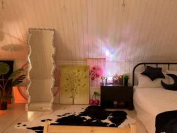 uwunikaa — Chaturbate recorded stream screenshot (14 Dec 2025)