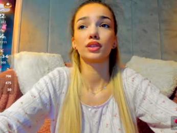 sassyt33n — Chaturbate recorded stream image, 15.12.2025 05:30