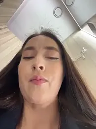 Holly_Play — Stripchat recorded stream image, 15.12.2025 12:00