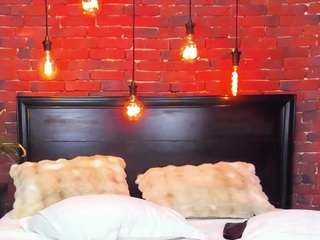 christynaross — Camsoda recorded stream image, 15.12.2025 20:30