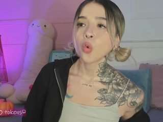 tammara1 — Camsoda recorded stream image, 15.12.2025 22:50