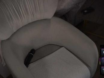 Eseniyavl — Bongacams recorded stream image, 17.12.2025 04:30