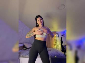 -MaybeBaby- — Bongacams recorded stream screenshot (17 Dec 2025)