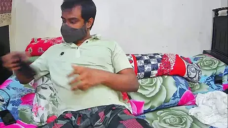 Younger_Couples — Stripchat recorded stream image, 17.12.2025 12:40
