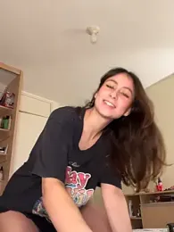 juanasnz99 — Stripchat recorded stream image, 18.12.2025 03:40