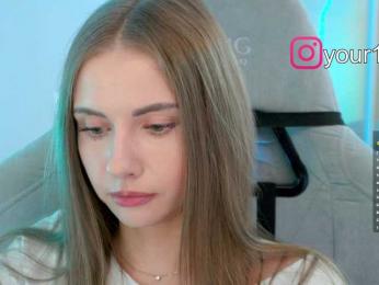VikkiExtraCheese — Bongacams recorded stream image, 17.12.2025 20:50