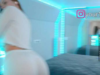 VikkiExtraCheese — Bongacams recorded stream image, 17.12.2025 20:50