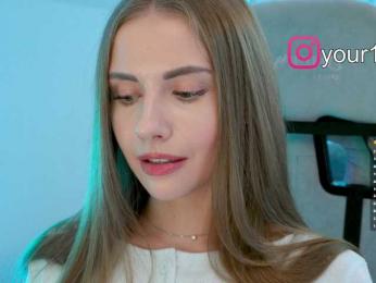 VikkiExtraCheese — Bongacams recorded stream image, 17.12.2025 20:50