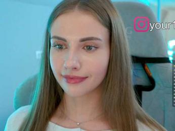 VikkiExtraCheese — Bongacams recorded stream image, 17.12.2025 20:50