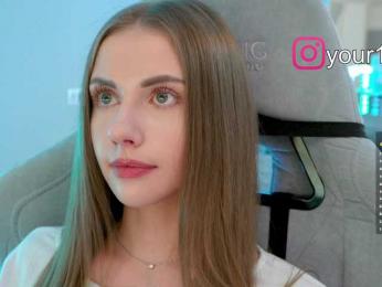 VikkiExtraCheese — Bongacams recorded stream image, 17.12.2025 20:50