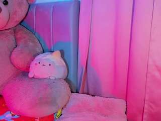 sexynaza-1 — Camsoda recorded stream image, 18.12.2025 05:20