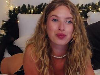 Emma Wilde — Flirt4free recorded stream image, 18.12.2025 05:00