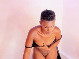 irisallen — Camsoda recorded stream screenshot (27 Feb 2025)