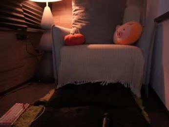 bunnybonn1e — Chaturbate recorded stream image, 18.12.2025 18:30