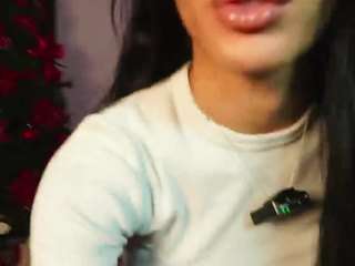 katyerave — Camsoda recorded stream image, 18.12.2025 20:00