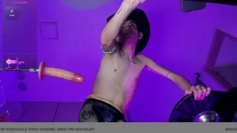 ValentinoMoreti — Stripchat recorded stream image, 19.12.2025 06:10