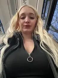 Milkyy_wway — Stripchat recorded stream image, 19.12.2025 06:30