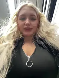 Milkyy_wway — Stripchat recorded stream image, 19.12.2025 06:30