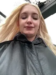 Milkyy_wway — Stripchat recorded stream image, 19.12.2025 06:30