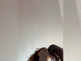 -MaybeBaby- — Bongacams recorded stream screenshot (27 Feb 2025)