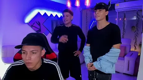 Houseofwarrios — Stripchat recorded stream screenshot (20 Dec 2025)