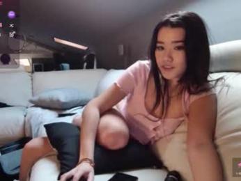 shachatte — Chaturbate recorded stream screenshot (21 Dec 2025)