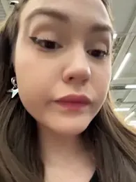 Peachy_Dream — Stripchat recorded stream image, 21.12.2025 18:30