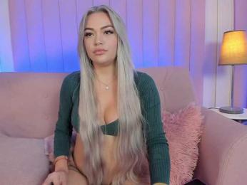 milaowens — Bongacams recorded stream screenshot (22 Dec 2025)