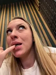 Sweet___Emily — Stripchat recorded stream image, 22.12.2025 12:00