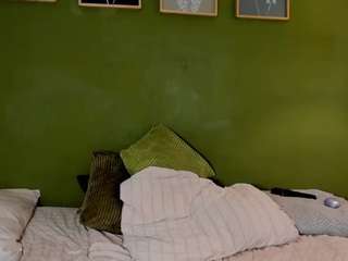 karlyee — Camsoda recorded stream screenshot (22 Dec 2025)