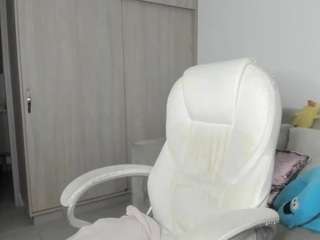 alexyferrer — Camsoda recorded stream image, 22.12.2025 18:20