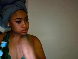 briannabrave — Camsoda recorded stream image, 23.12.2025 03:50