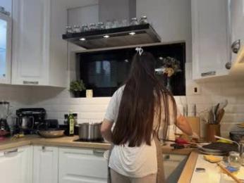 laurenbrite — Chaturbate recorded stream image, 23.12.2025 15:00