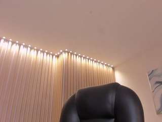 meganwest — Camsoda recorded stream image, 23.12.2025 20:40