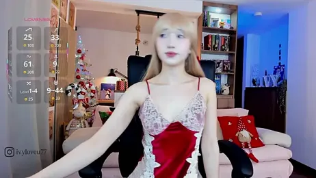 ivyloveu11 — Stripchat recorded stream image, 24.12.2025 07:00