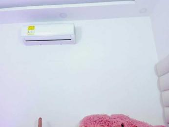 NatashaEvannss — Bongacams recorded stream image, 24.12.2025 18:10