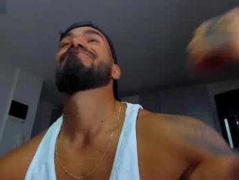 alexander_martines — Chaturbate recorded stream screenshot (24 Dec 2025)