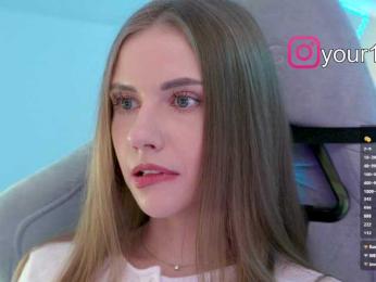 VikkiExtraCheese — Bongacams recorded stream image, 24.12.2025 23:40