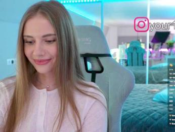 VikkiExtraCheese — Bongacams recorded stream image, 24.12.2025 23:40