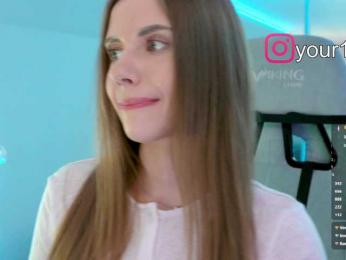 VikkiExtraCheese — Bongacams recorded stream image, 24.12.2025 23:40
