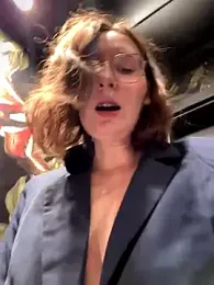 The_Snowwhitee — Stripchat recorded stream screenshot (27 Dec 2025)