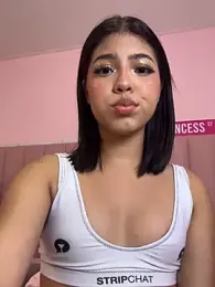 KellyOlsenbe — Stripchat recorded stream screenshot (27 Dec 2025)