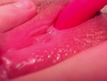 teeencute — Bongacams recorded stream screenshot (28 Dec 2025)