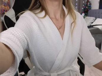 -Sexy_Hot_Angel- — Bongacams recorded stream screenshot (28 Dec 2025)