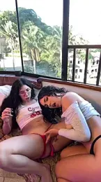 Alice_surprise — Stripchat recorded stream image, 28.12.2025 20:00