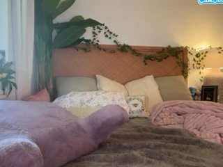 thelittlenative — Camsoda recorded stream screenshot (28 Dec 2025)