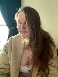 GingerSnap33 — Stripchat recorded stream image, 28.12.2025 19:30