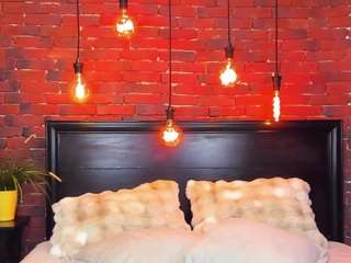 christynaross — Camsoda recorded stream image, 29.12.2025 01:00